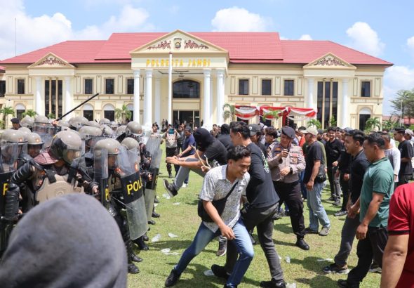 1937b6ea-b42f-4b26-a6ca-a3094725c8e3